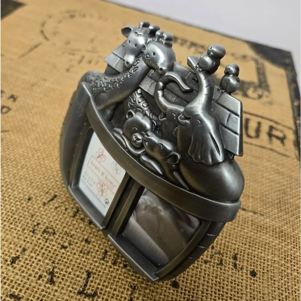 NWOT Heart & Home by Connoiseur Noah's Ark Picture Frame